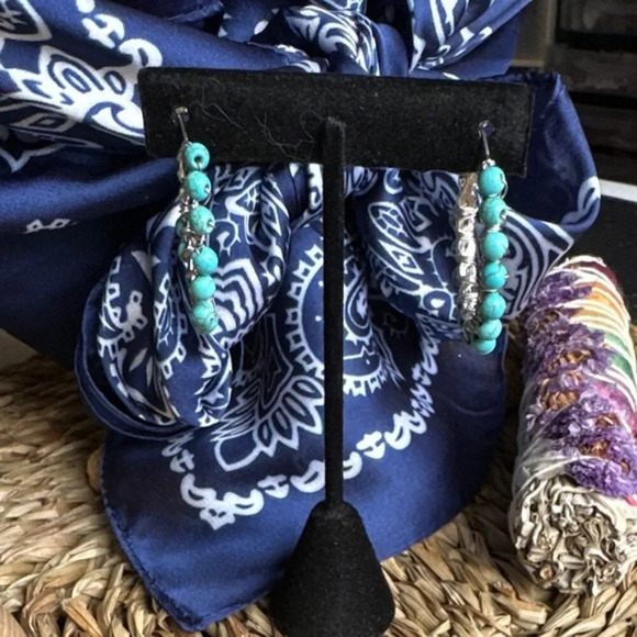 Beaded handmade Turquoise and silver medium hoop earrings statement - Picture 2 of 6